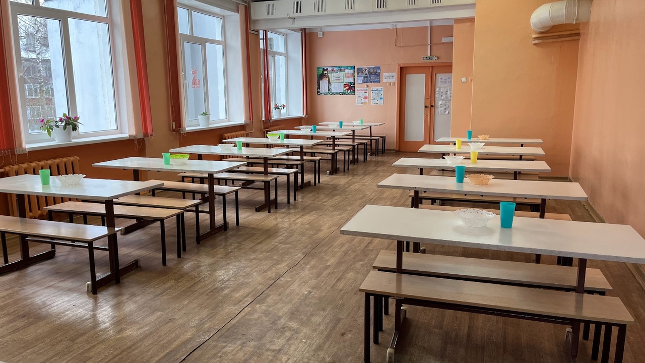 Обеденный_зал_столовой_вид_спереди.